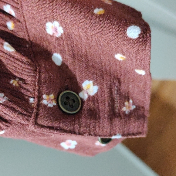 Top - Picture 4 of 5